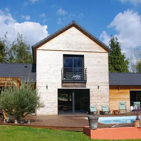 Maison Neuve, Moderne Et Charmante